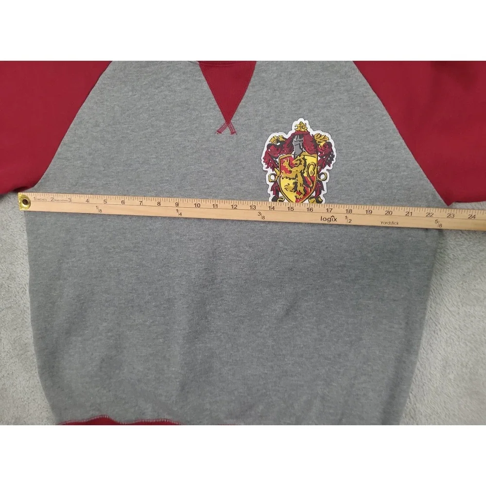 Harry‎ Potter Gryffindor Sweatshirt Mens Lg Gray Maroon Raglan Universal Studios